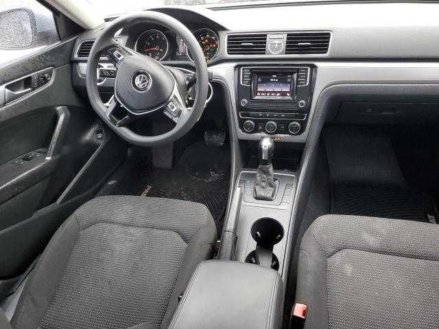 Автомобіль Volkswagen Passat S 2016 року з США