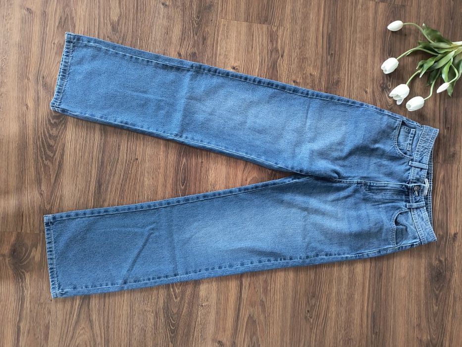 Spodnie jeansowe Cropp 34