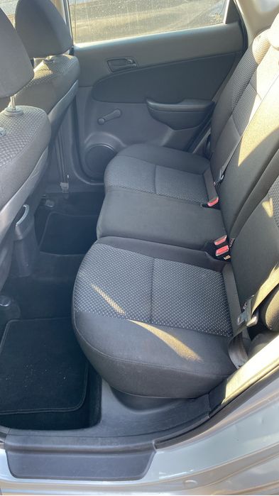 Hyundai i30 blue