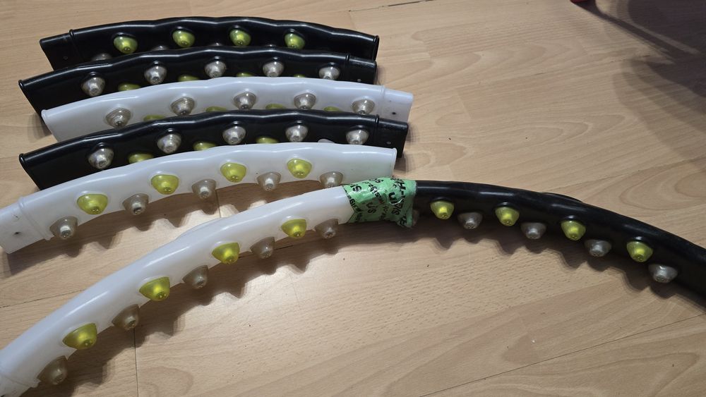 hula hop z wypustkami, masażer