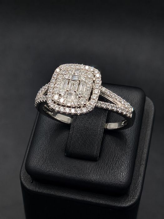 Złoty Pierscionek 18k Naturalne diamenty 0,4ct Jak Nowy Certyfikat