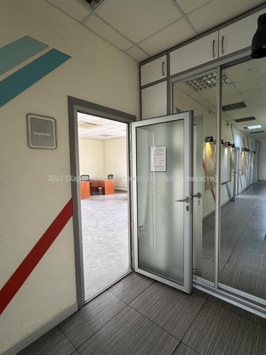 Оренда під офіс ,медичні послуги, навчальні курси в центрі