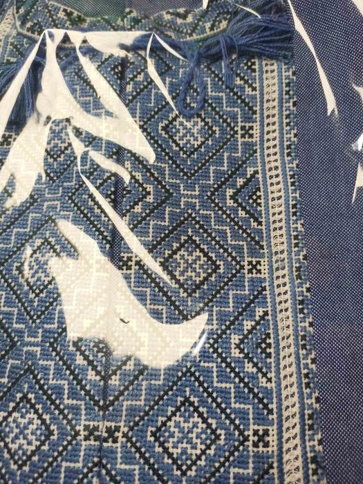 Вишиванки ручної роботи