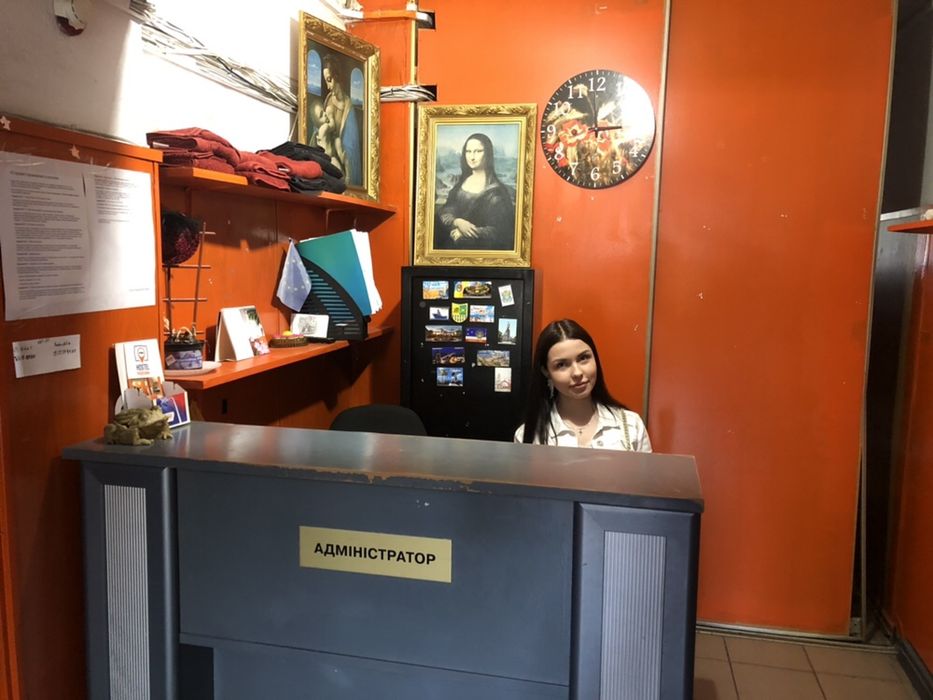 Открылся НОВЫЙ ХОСТЕЛ ПОДУШКА в центре киева метро Политех инс,Шулявка