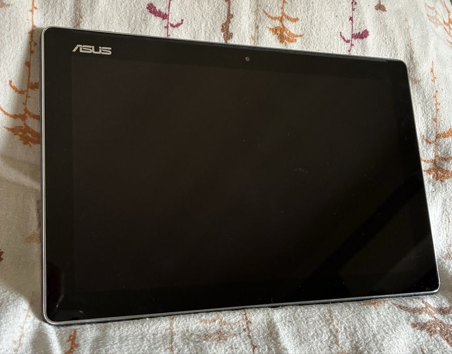 Tablet ASUS P00L
