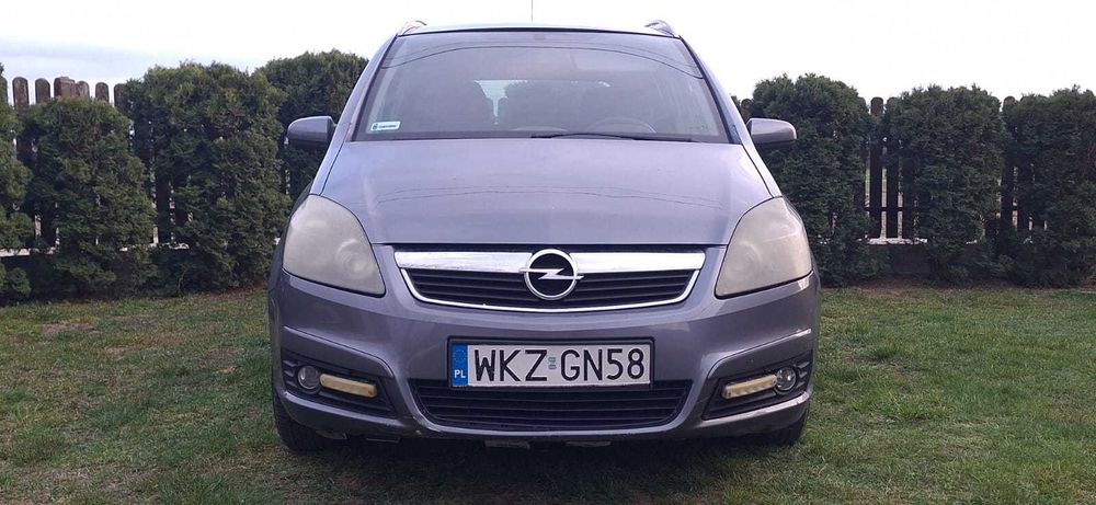 Opel Zafira B 2.2 benzyna