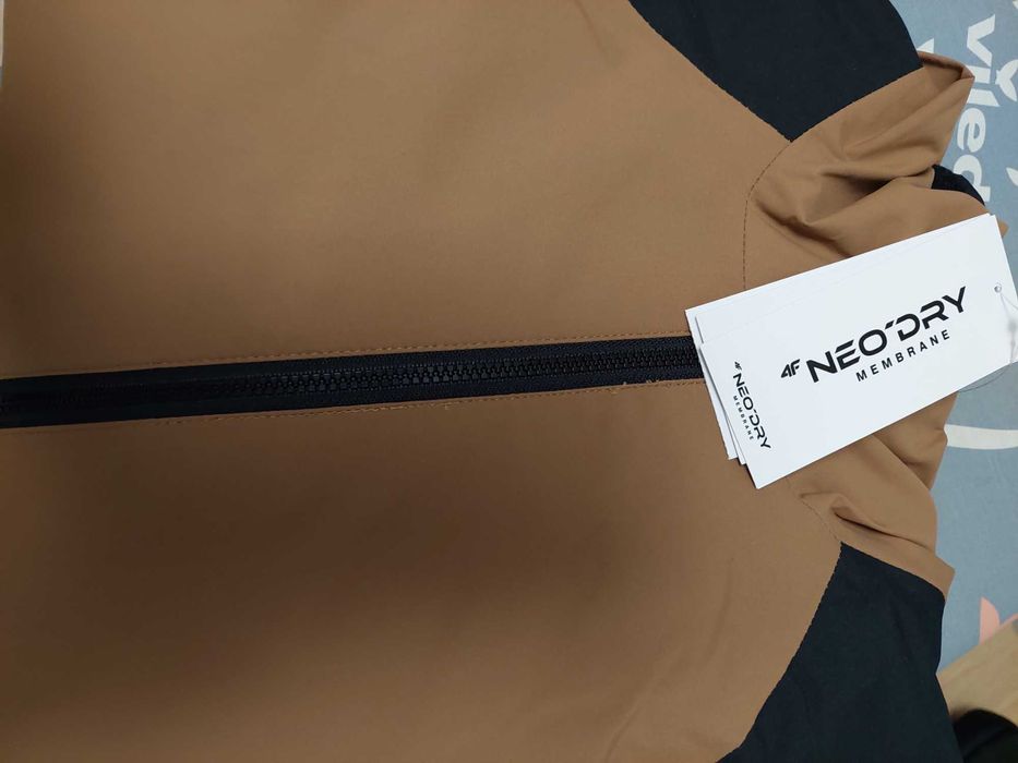 Kurtka trekkingowa chłopięca membrana 5000 4F