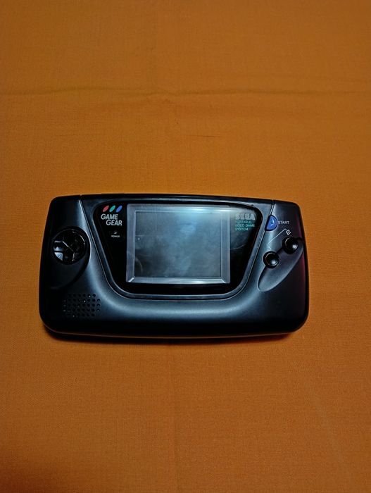 Портативная приставка SEGA Game Gear