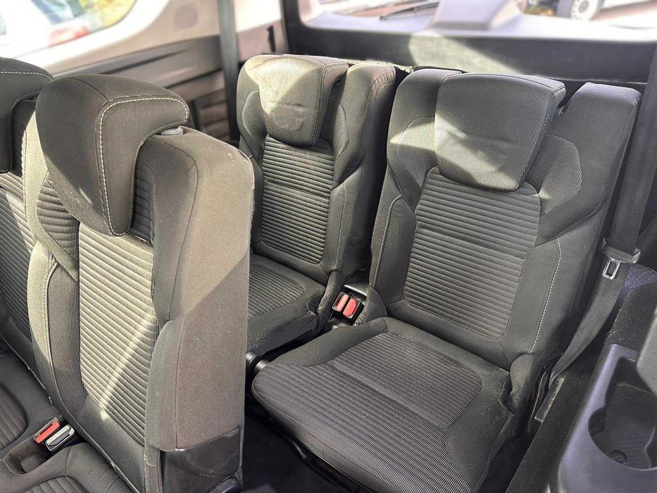 Renault Grand Scenic 1.6 DCI 130cv 7 Lug de 2018 Salvado