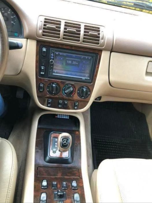 Vendo Mercedes ML270