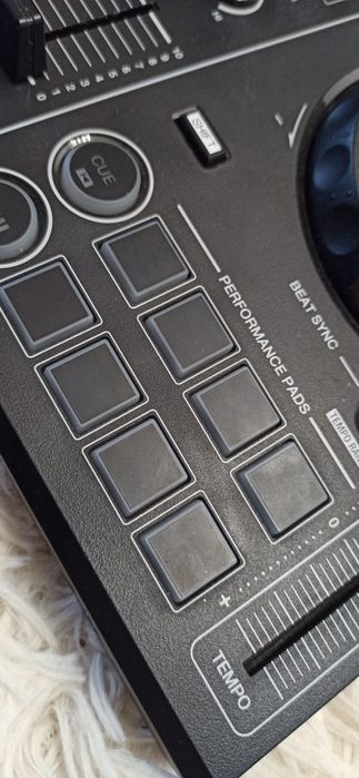 Діджей контролер Dj controller Pioneer DDJ 200