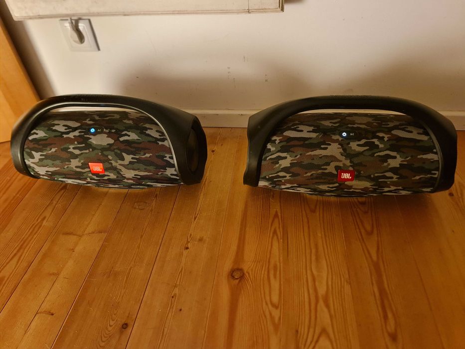 Duas Colunas JBL Boombox Verde Camuflado