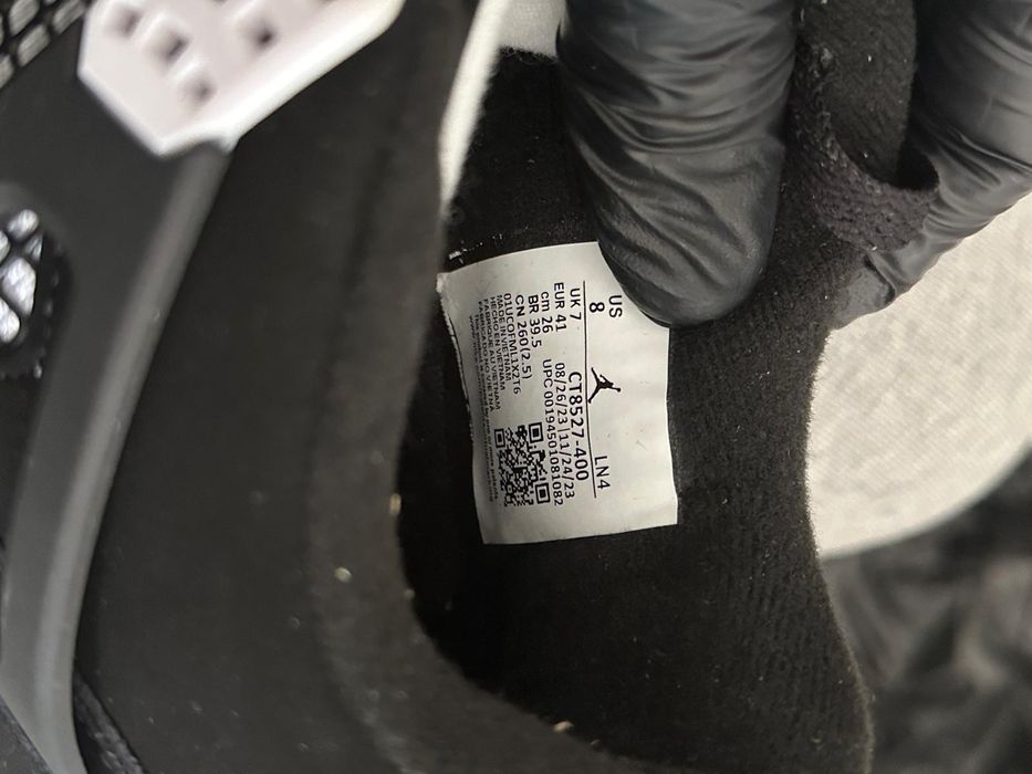 Sapatilhas Jordan 4 White Thunder 40/41/43