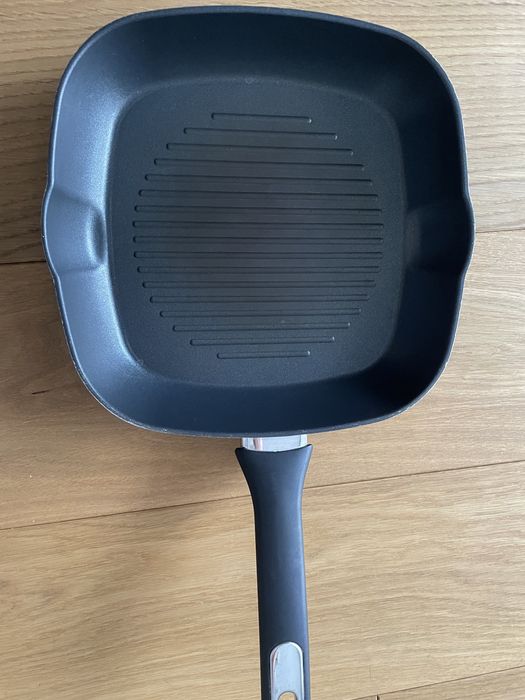 Patelnia grillowa jak Tefal teflonowa Thomas indukcja