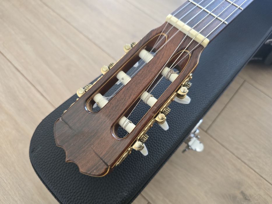 Gitara klasyczna Takamine C128 twardy case film