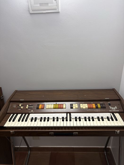 Orgão Viscount Intercontinental