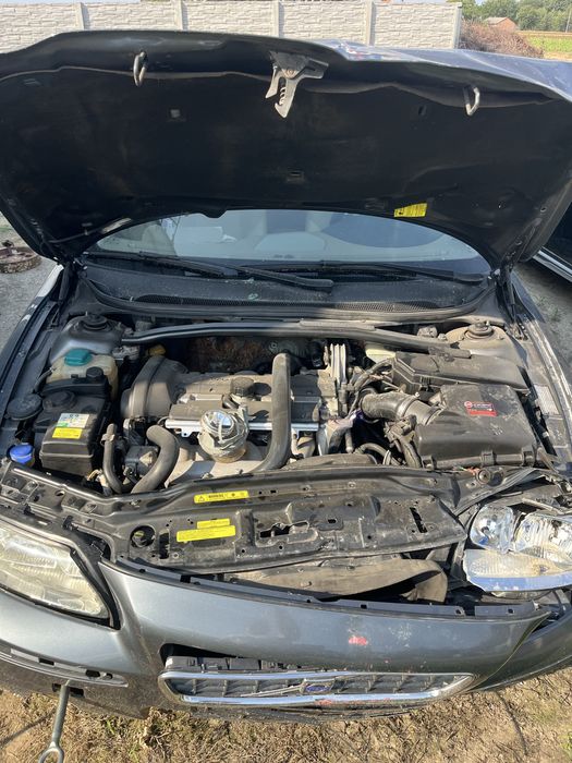 Volvo S60 lift, 2.0 R5, automat