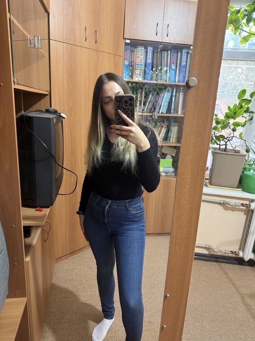 Джинсы River Island