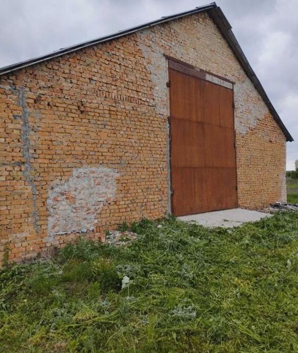 Продаж комерційного приміщення с.Плоске