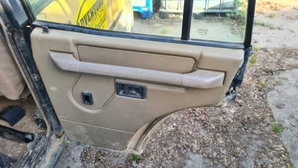 Land Rover Discovery 300 Tdi Peças Usadas interior bege