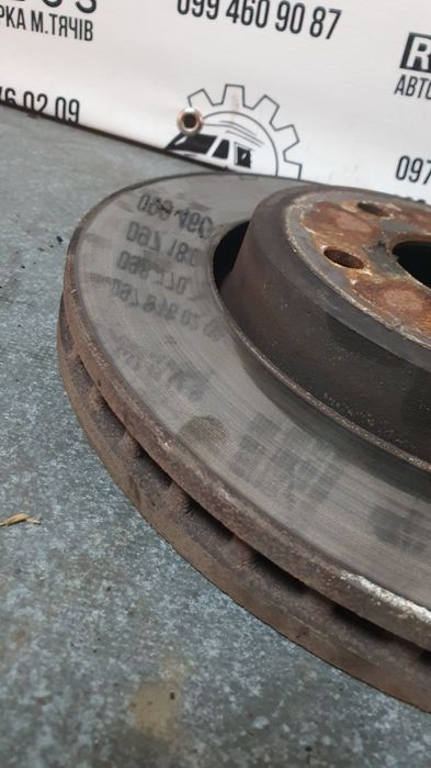 Передній тормозний диск jeep grand cherokee 2005-2010