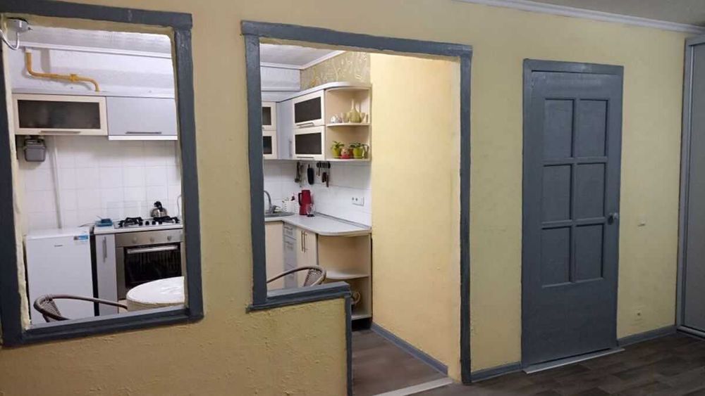 Продаж 1-кмн квартири, Бородинський (213-252-381)