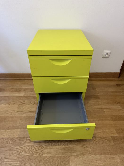 Módulo de gavetas IKEA