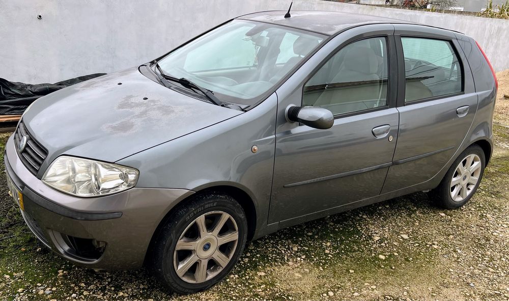 FIAT PUNTO ano 2003