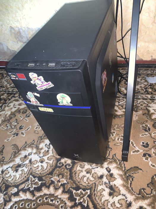 Ігровий компьютер в ідеальному стані (килимок і вебка в подарунок)