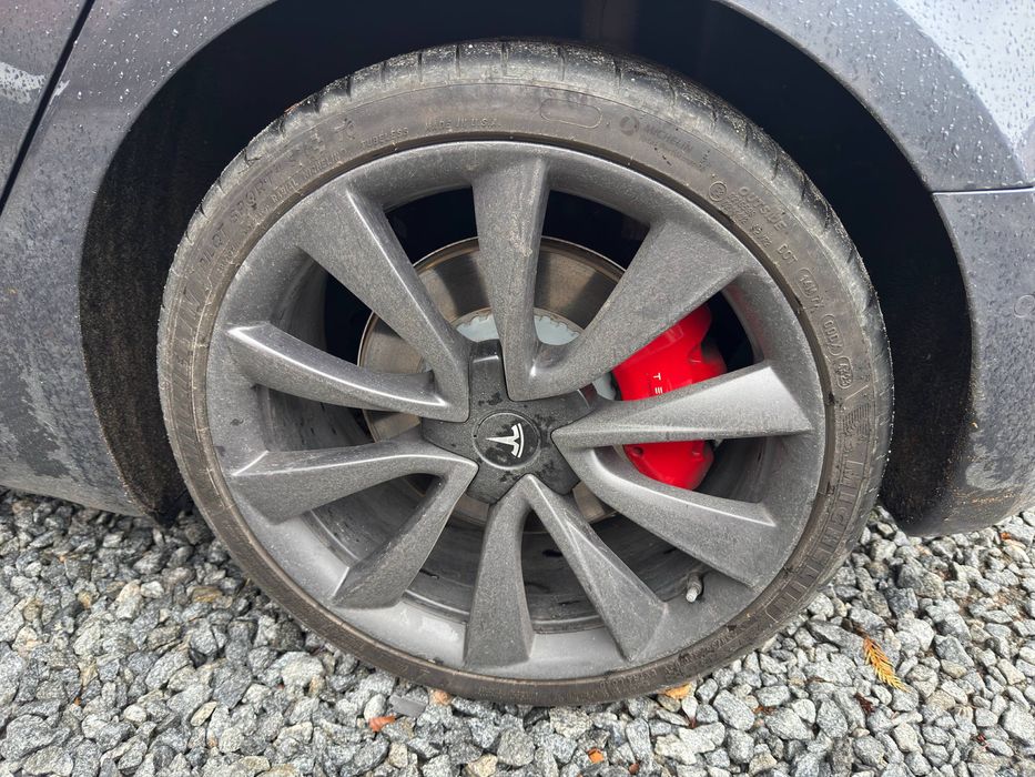 Tesla диски r20 performance