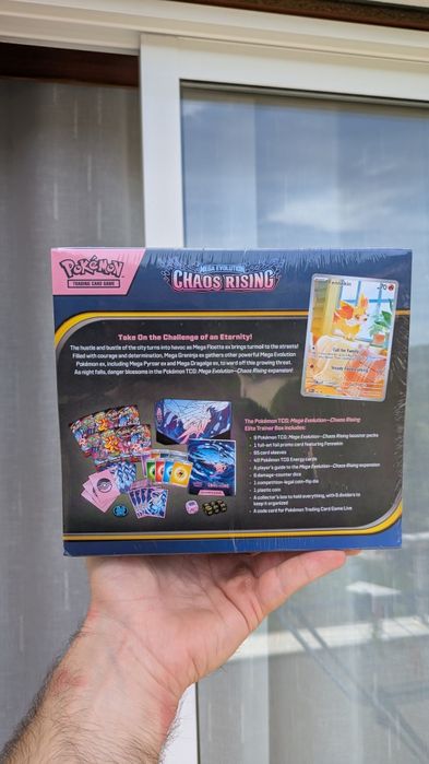Pokémon TCG: Chaos Rising Elite Trainer Box