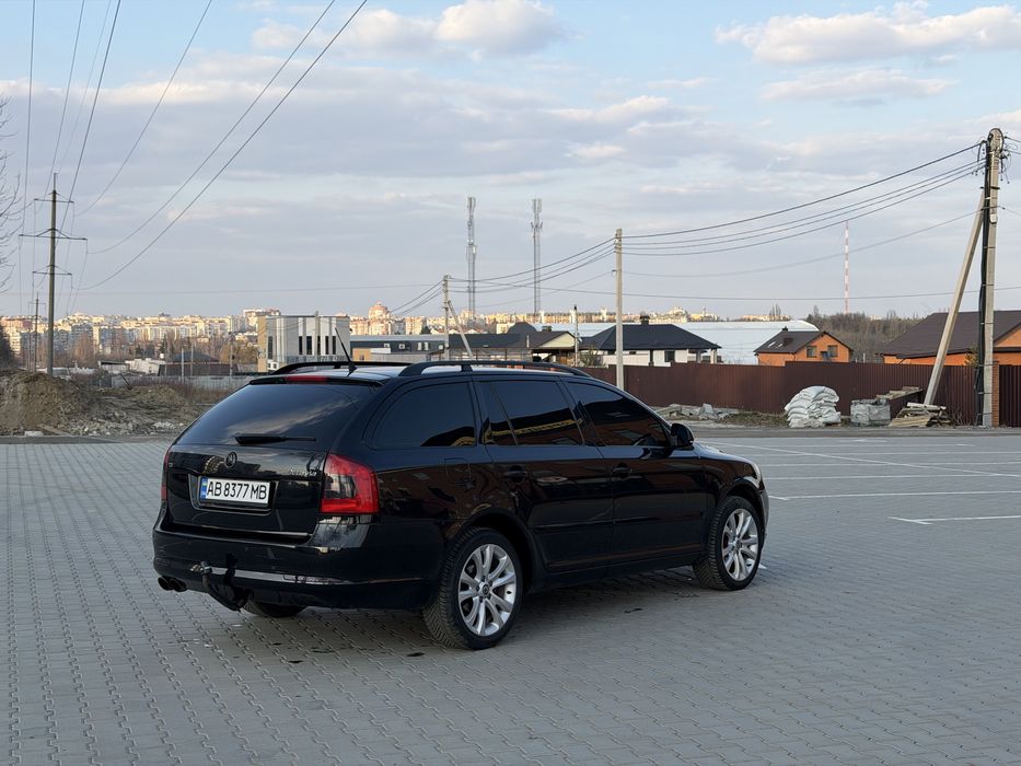 Skoda Octavia A5 FL  2012 1.6Tdi MT