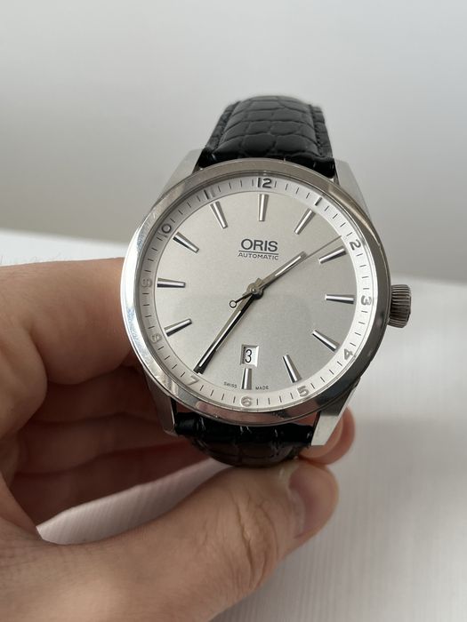 oris artix date 733 7642 4031