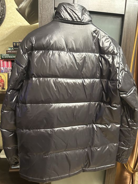 Куртка чоловіча на пуху в стилі Moncler, розмір L- XL, чорного кольору