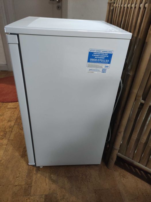 Arca Congeladora Vertical 65L (Branco) - BEKO