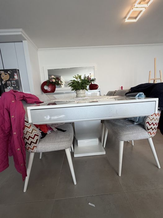 Mobilia completa de sala jantar e sala de estar