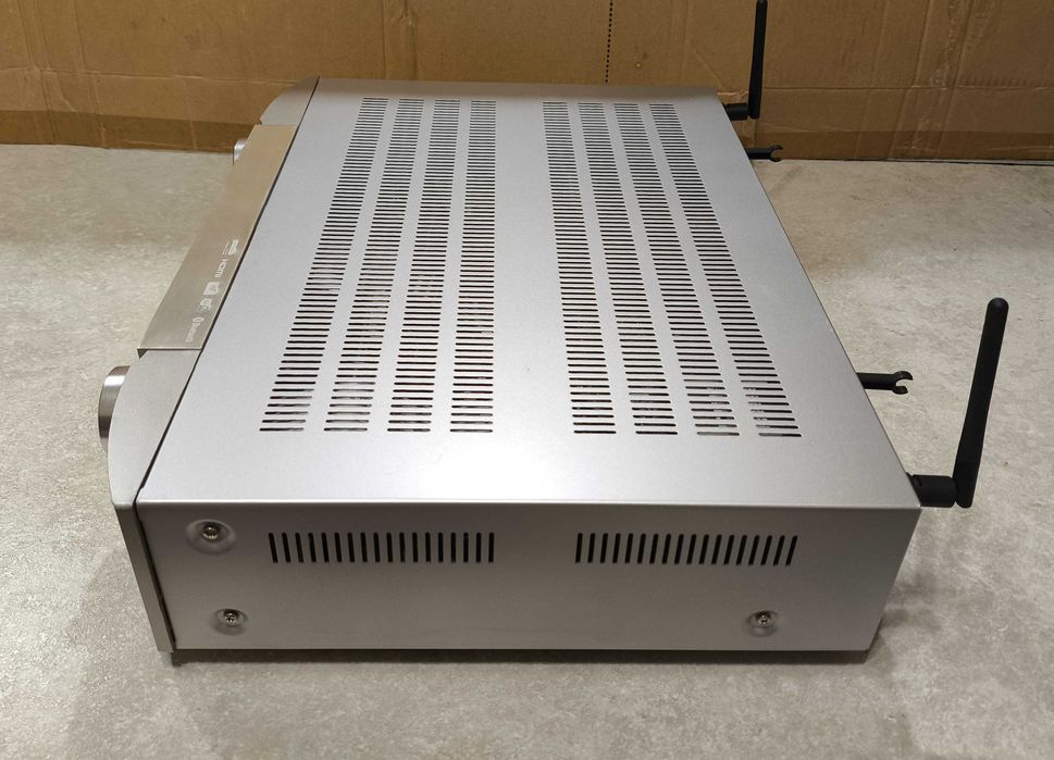 AV-ресивер Marantz NR1607 - Silver - Wi-Fi, Bluetooth