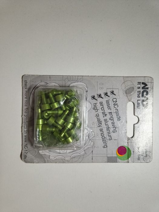 Piny do pedałów NC-17 32szt zielone