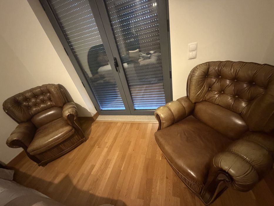 Sofas em pele conjunto ou separado
