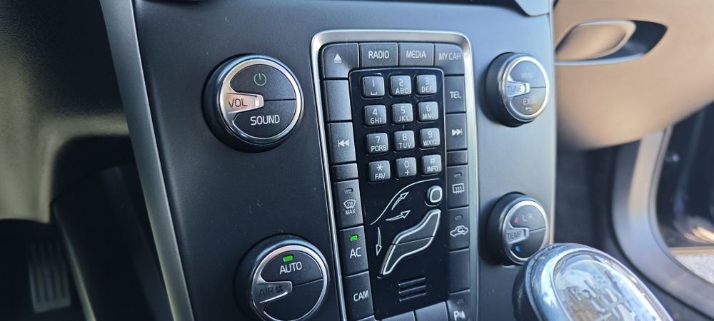 Volvo V40 1.6 D2 Momentum