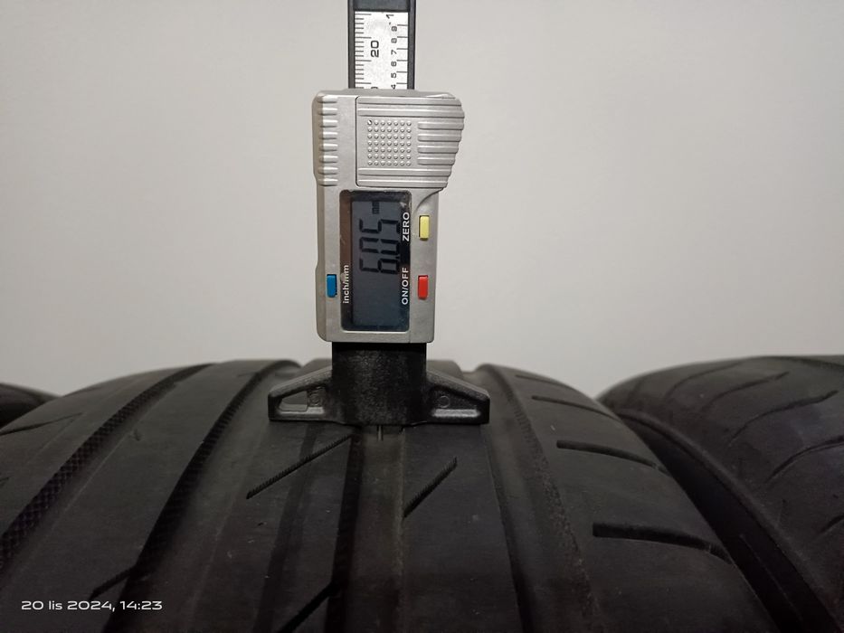 4x NOKIAN zLine 225/50 R17 RFT 2022.r. Run Flat