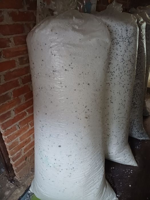 Granulat styropianowy, mielony styropian-regranulat