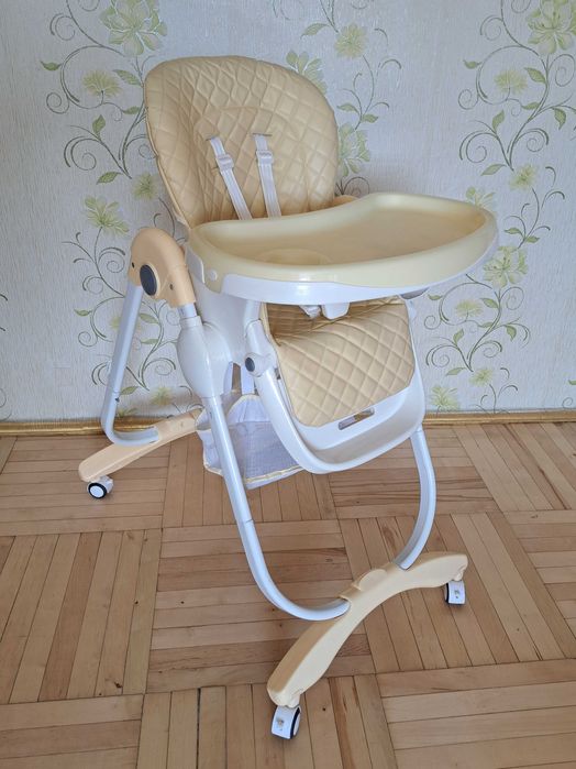 Стільчик для годування Camino