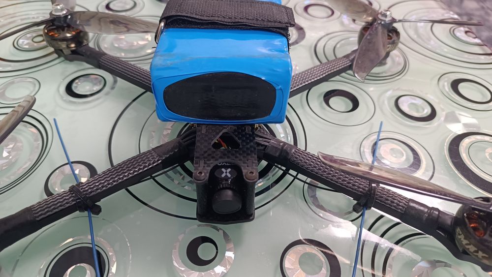 FPV  дрон новый высылаю