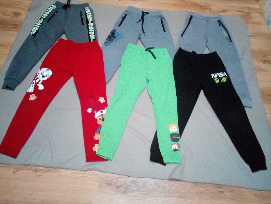 spodnie dresowe chłopięce 6 sztuk rozmiar 134/140