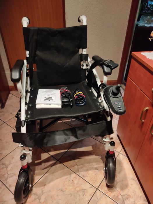 Wózek inwalidzki elektryczny ANTAR AT 52304