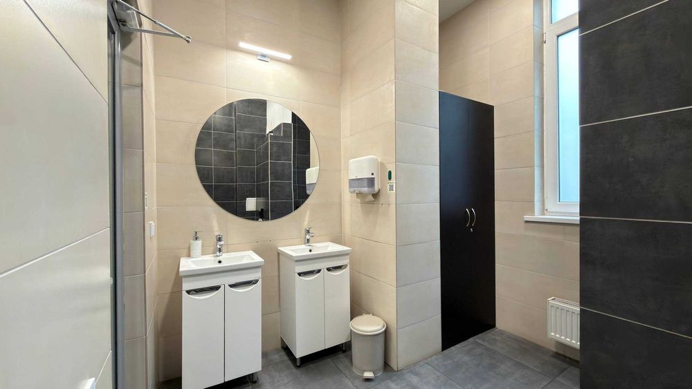 Оренда комерційного приміщення 153 м² | вул. Липинського