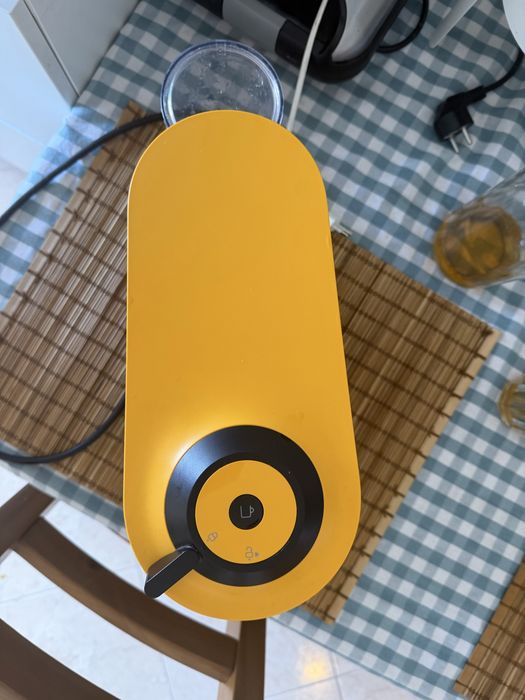 Máquina Nespresso Vertuo Pop