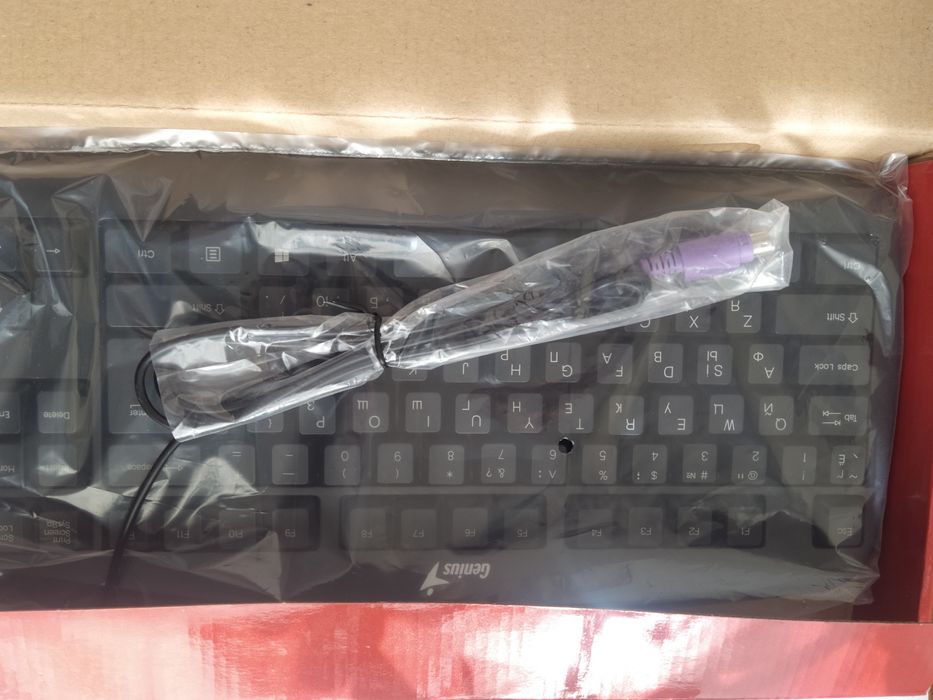 Клавіатура Genius KB-110 PS/2 - НОВІ (літери:  EN/UA/RU) ЛОТ - 2шт.