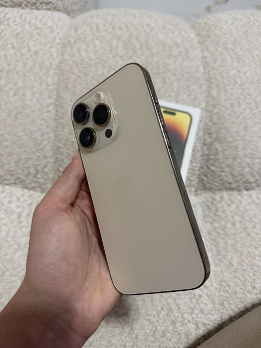 Iphone 14 pro gold
